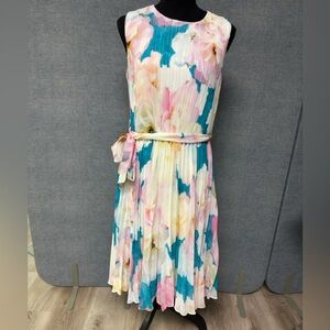 Calvin Klein NWT Women’s Floral dress, size 6